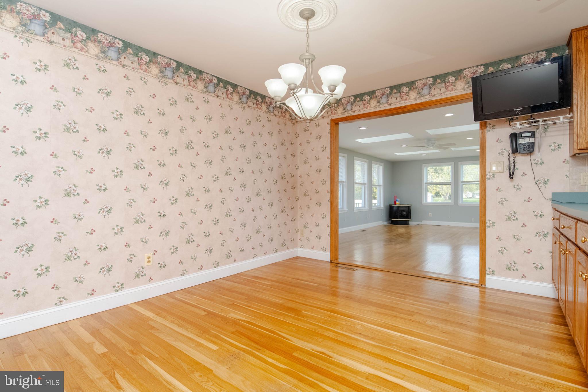 SALEM HEIGHTS - Residential