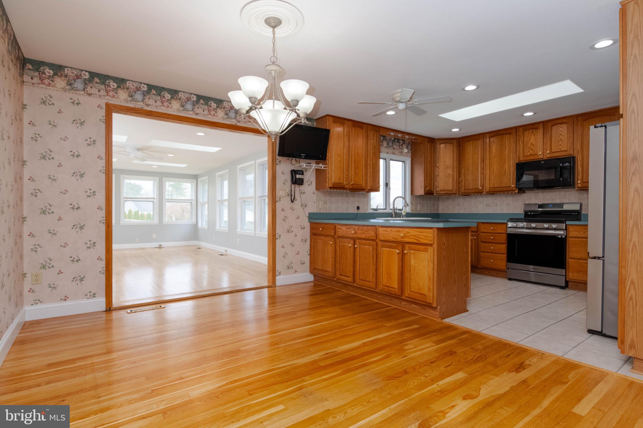 SALEM HEIGHTS - Residential