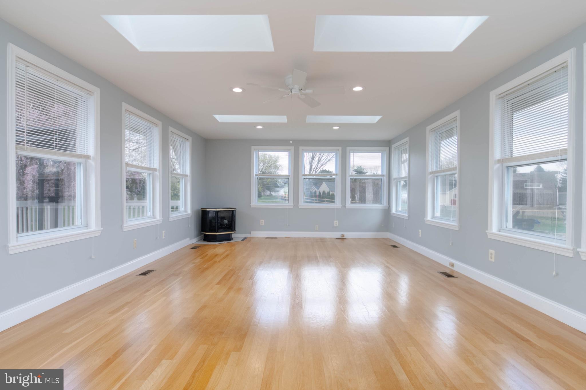 SALEM HEIGHTS - Residential