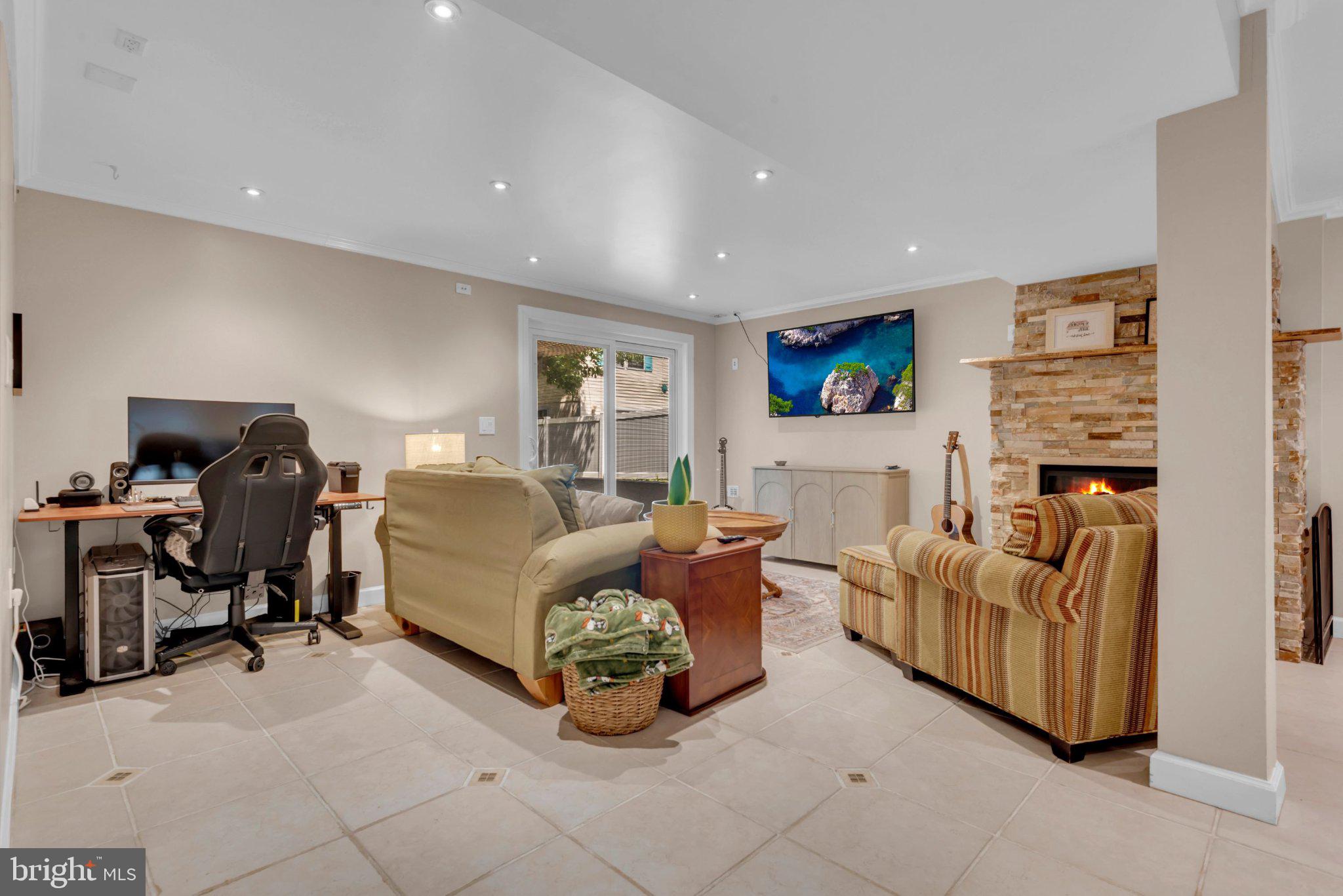 ARDEN ON THE SEVERN - Residential