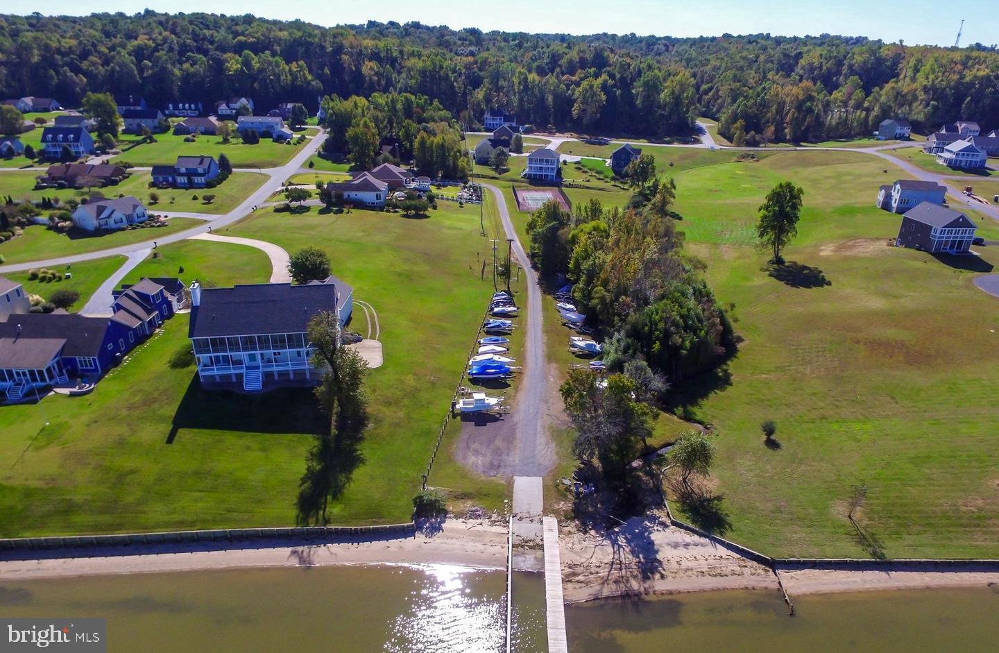 POTOMAC LANDING - Land