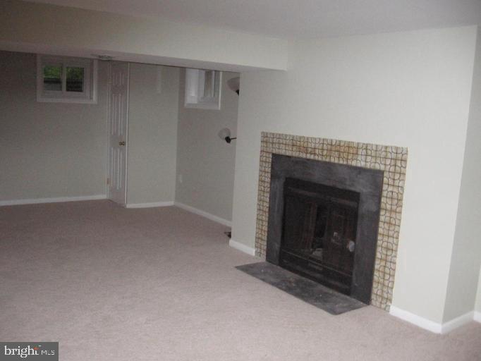 VILLAGE OF OWEN BROWN - Residential