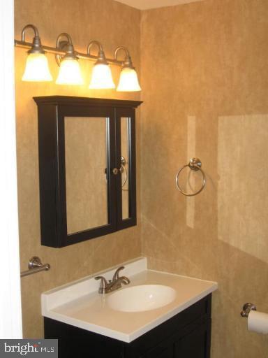 VILLAGE OF OWEN BROWN - Residential