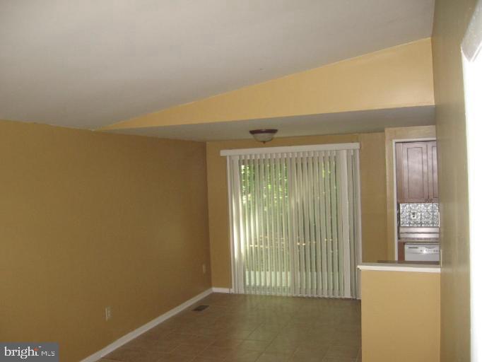 VILLAGE OF OWEN BROWN - Residential