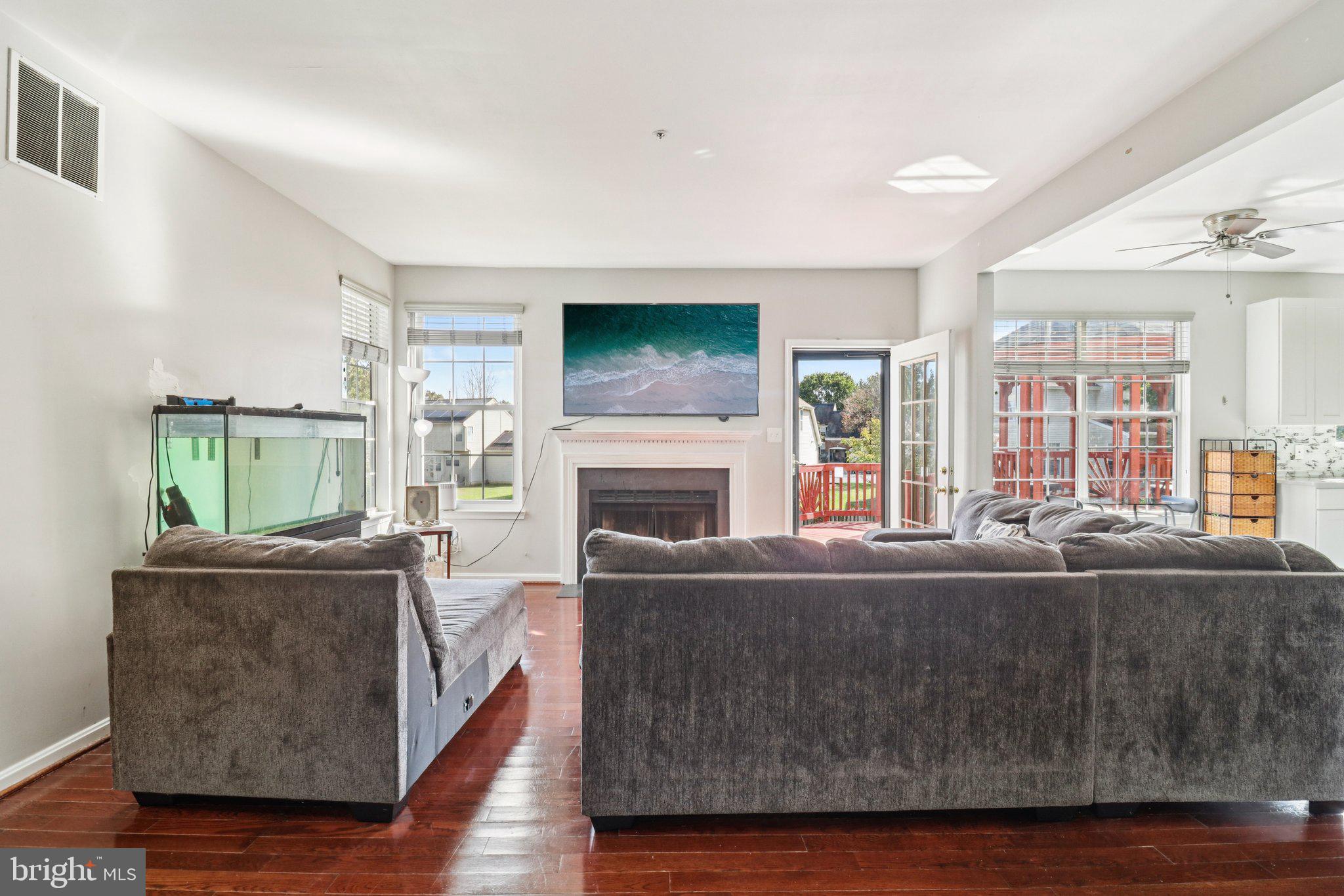 COLLINGTON STATION - Residential