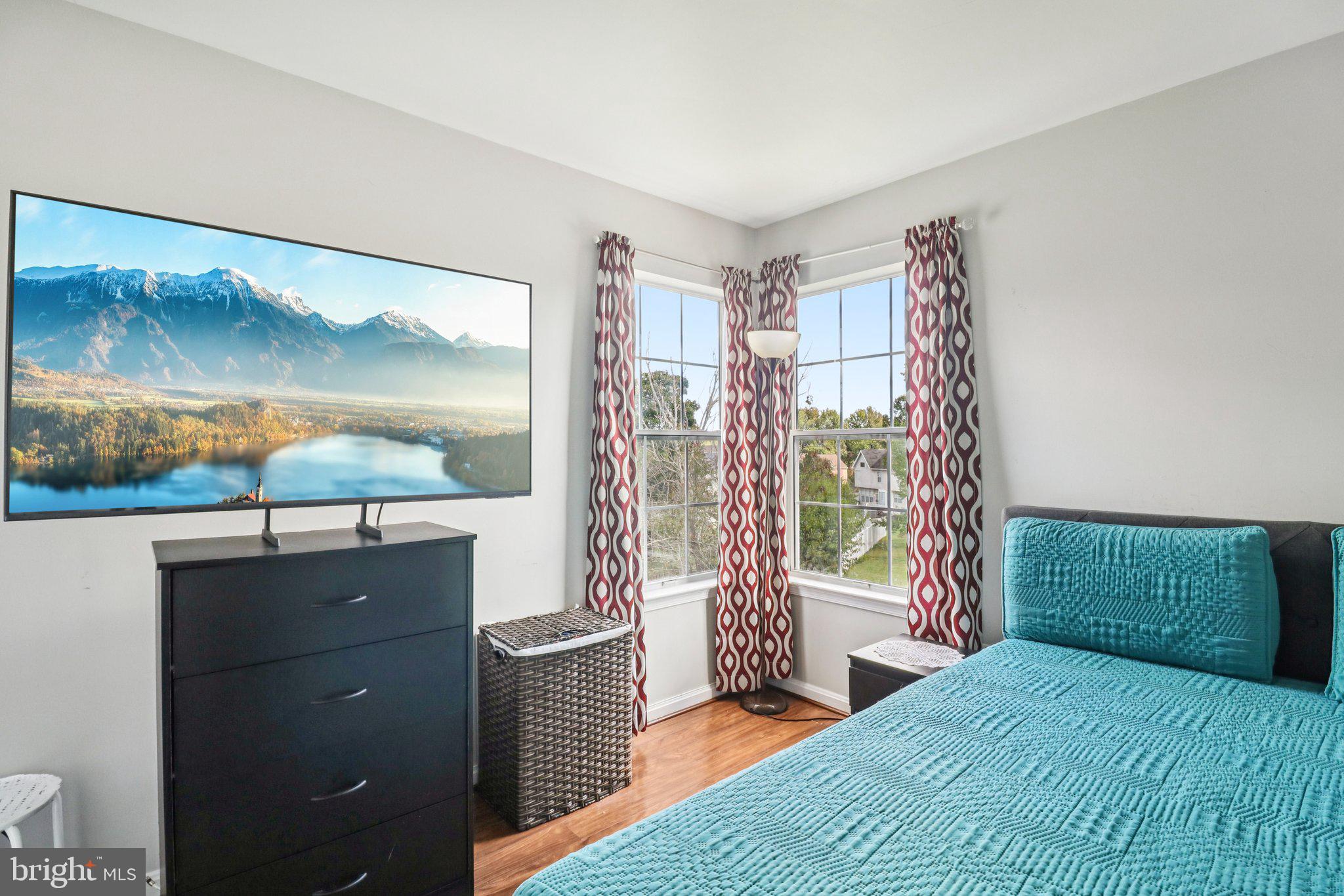 COLLINGTON STATION - Residential