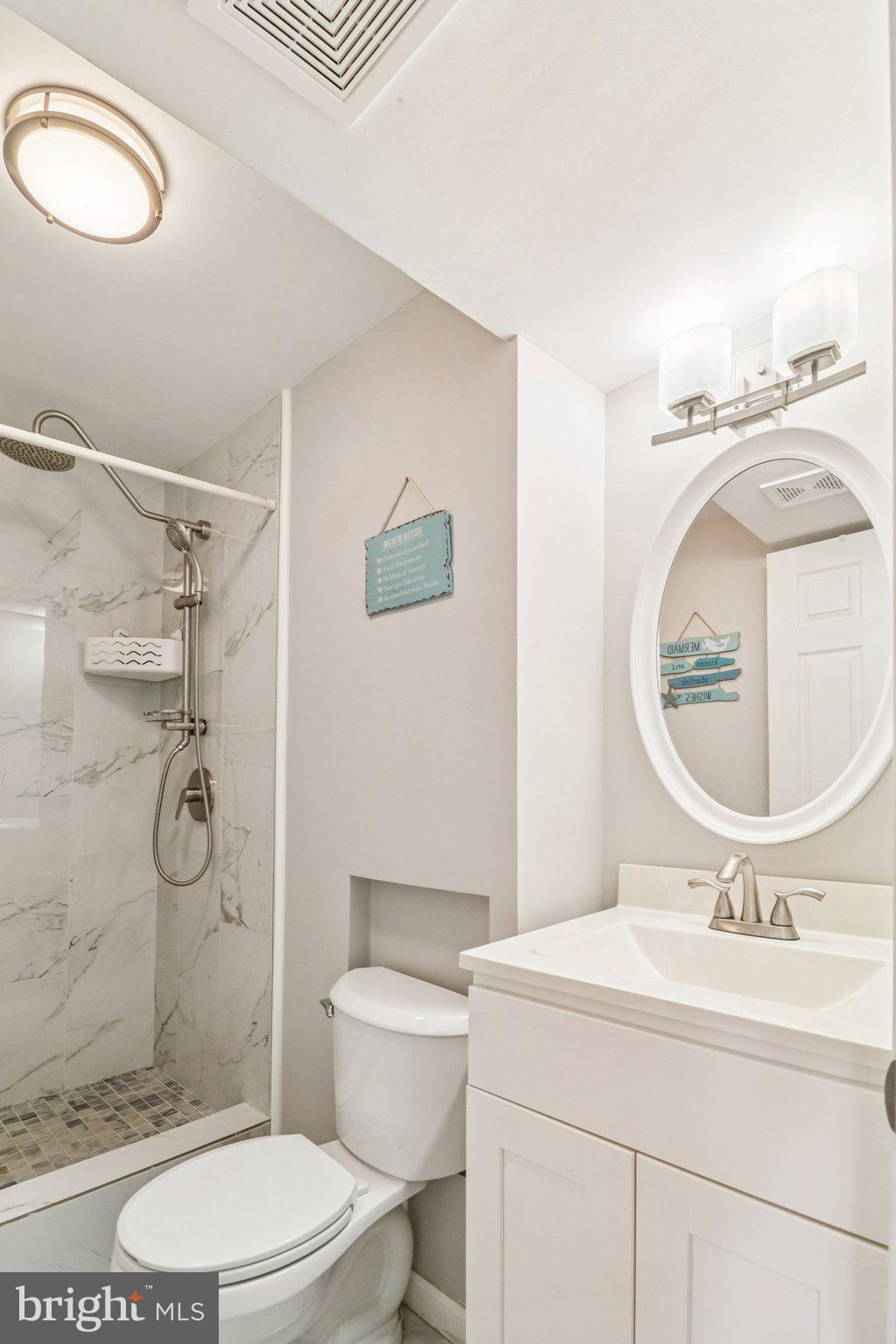 COLLINGTON STATION - Residential