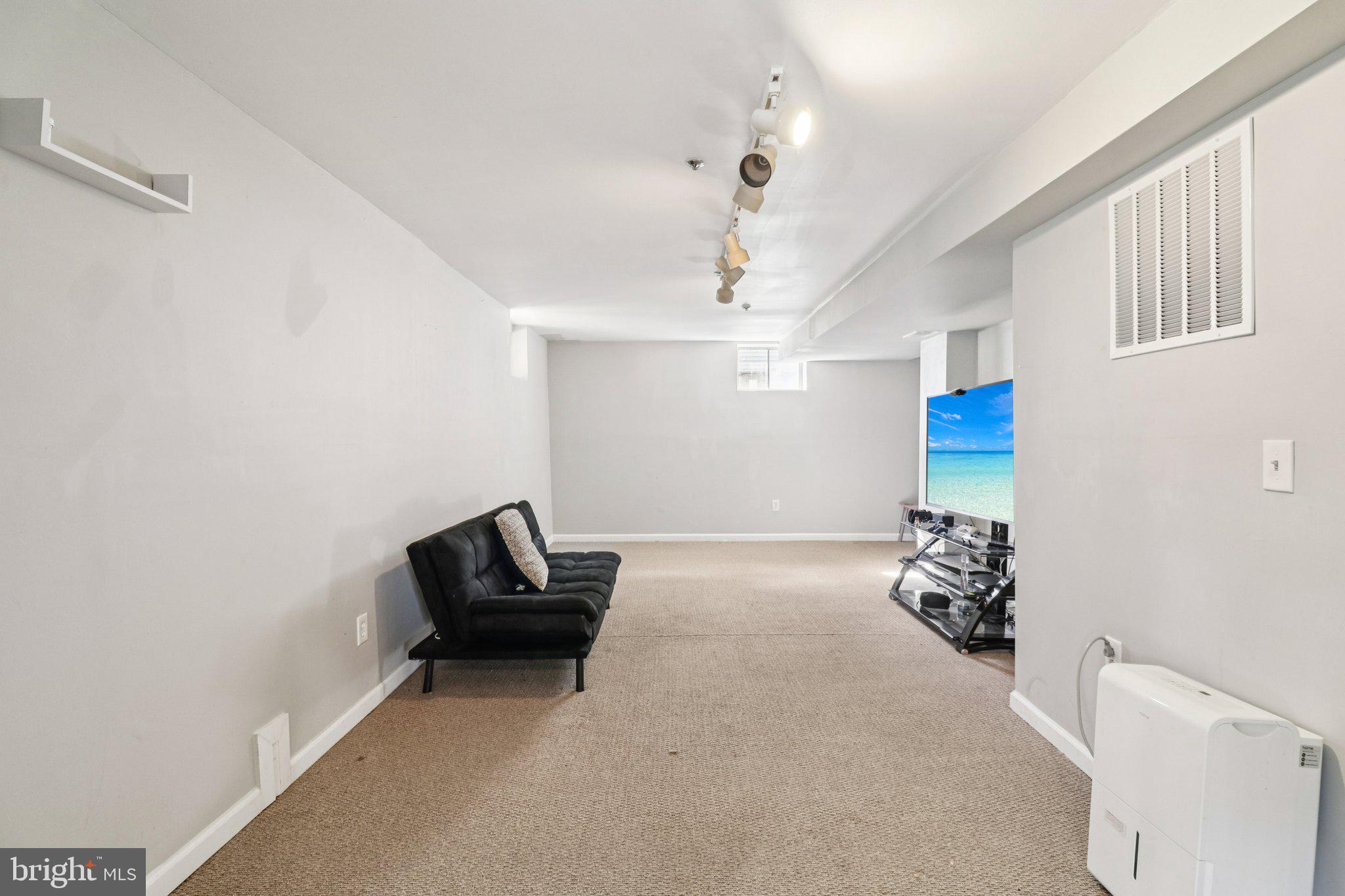 COLLINGTON STATION - Residential