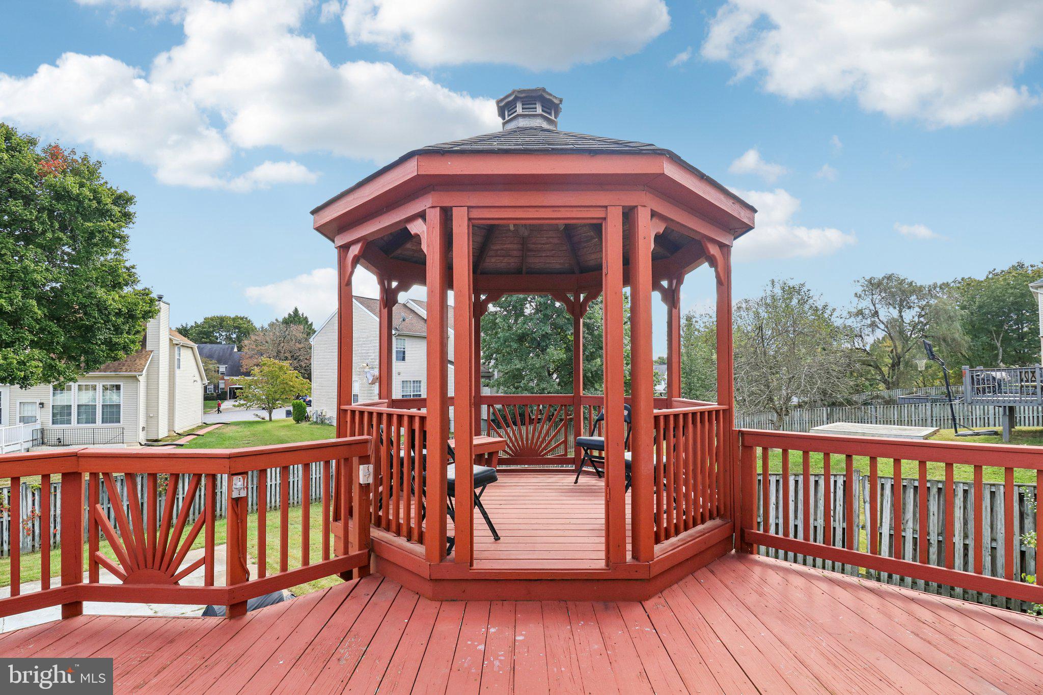 COLLINGTON STATION - Residential