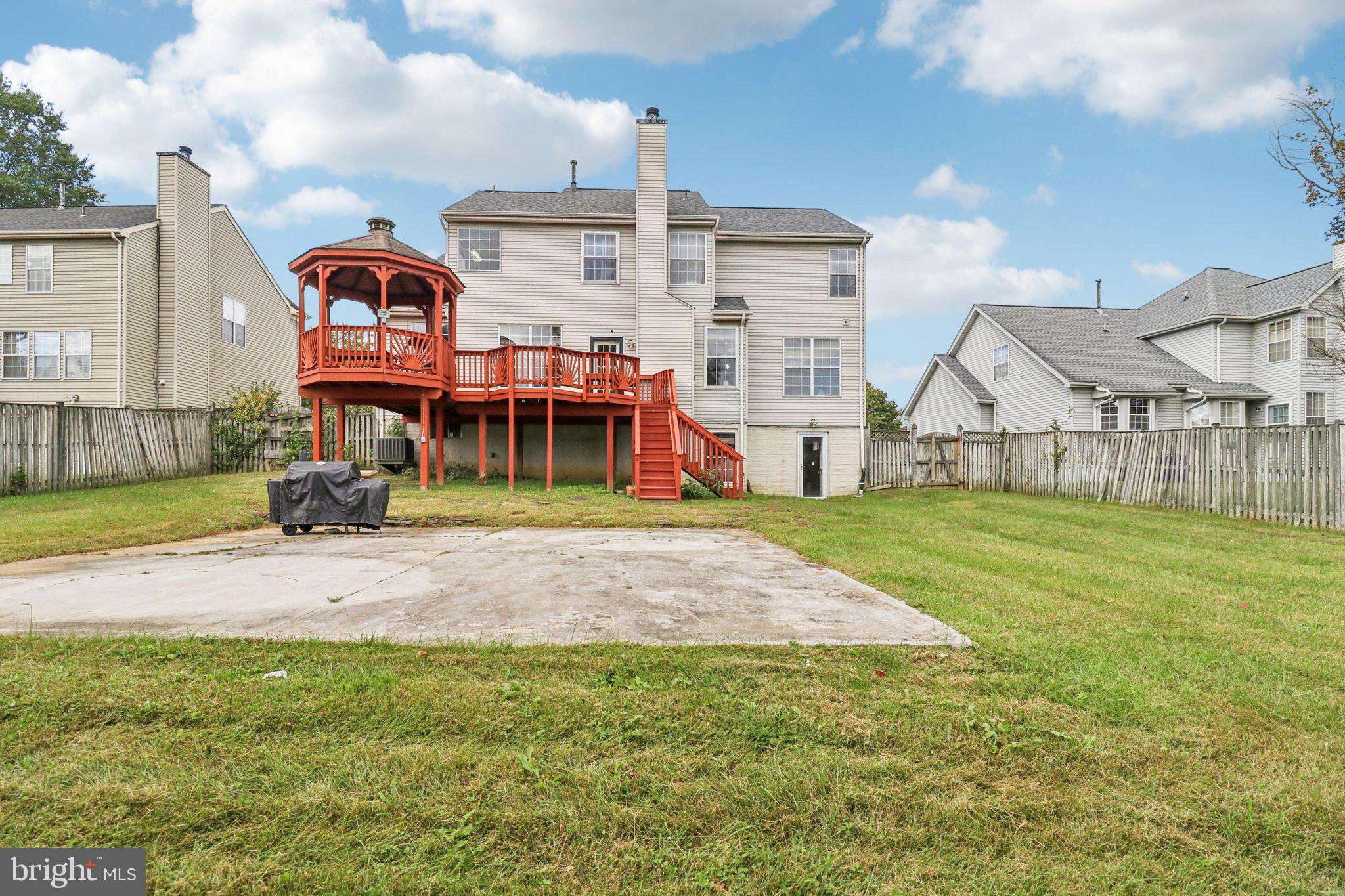COLLINGTON STATION - Residential