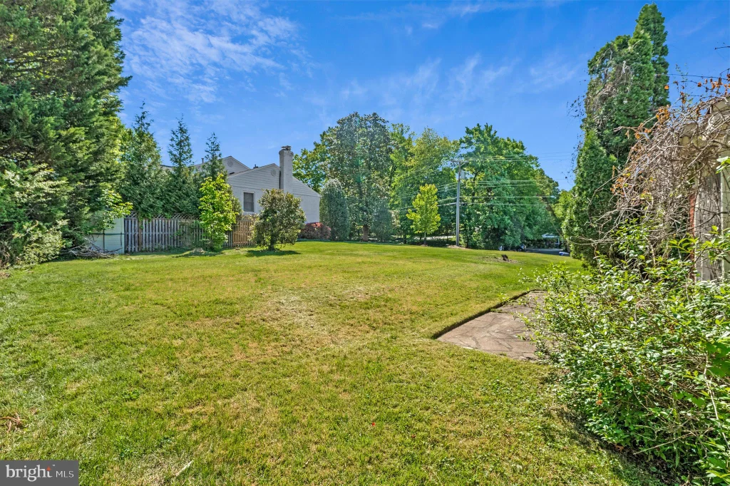 Additional image 8 of 1805 Dumbarton Street, McLean, VA 22101
