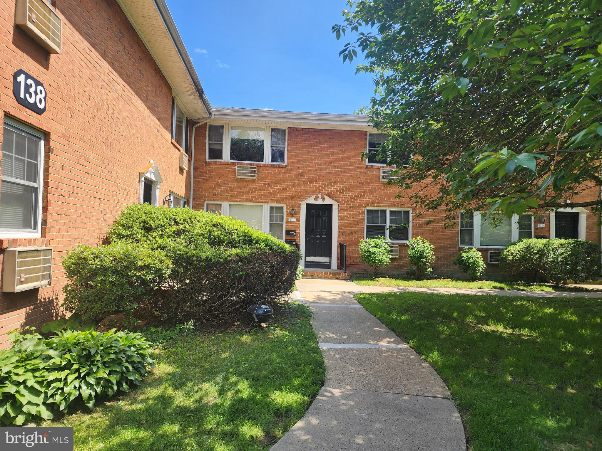 138 THE ORCHARDS C
