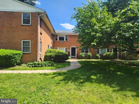 138 The Orchards Unit C, East Windsor, NJ MLS: NJME2079124