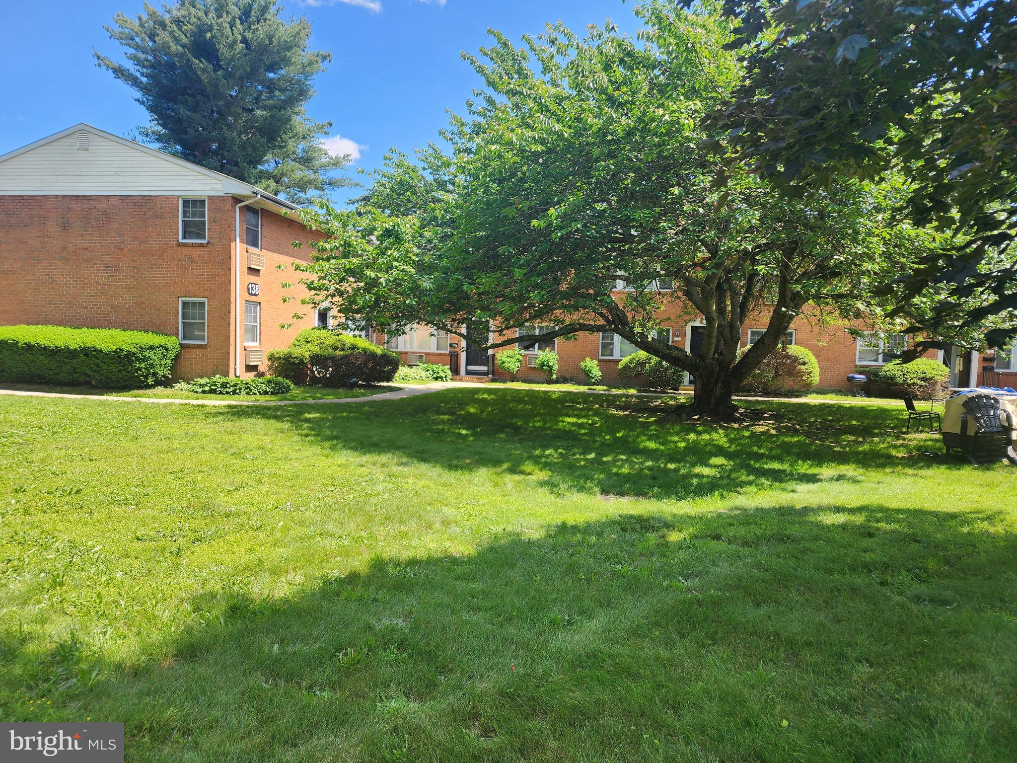 138 THE ORCHARDS C