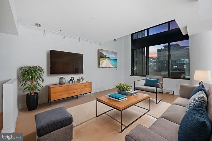 Photo 1 of 50 — 912 F STREET NW 508, WASHINGTON, DC 20004