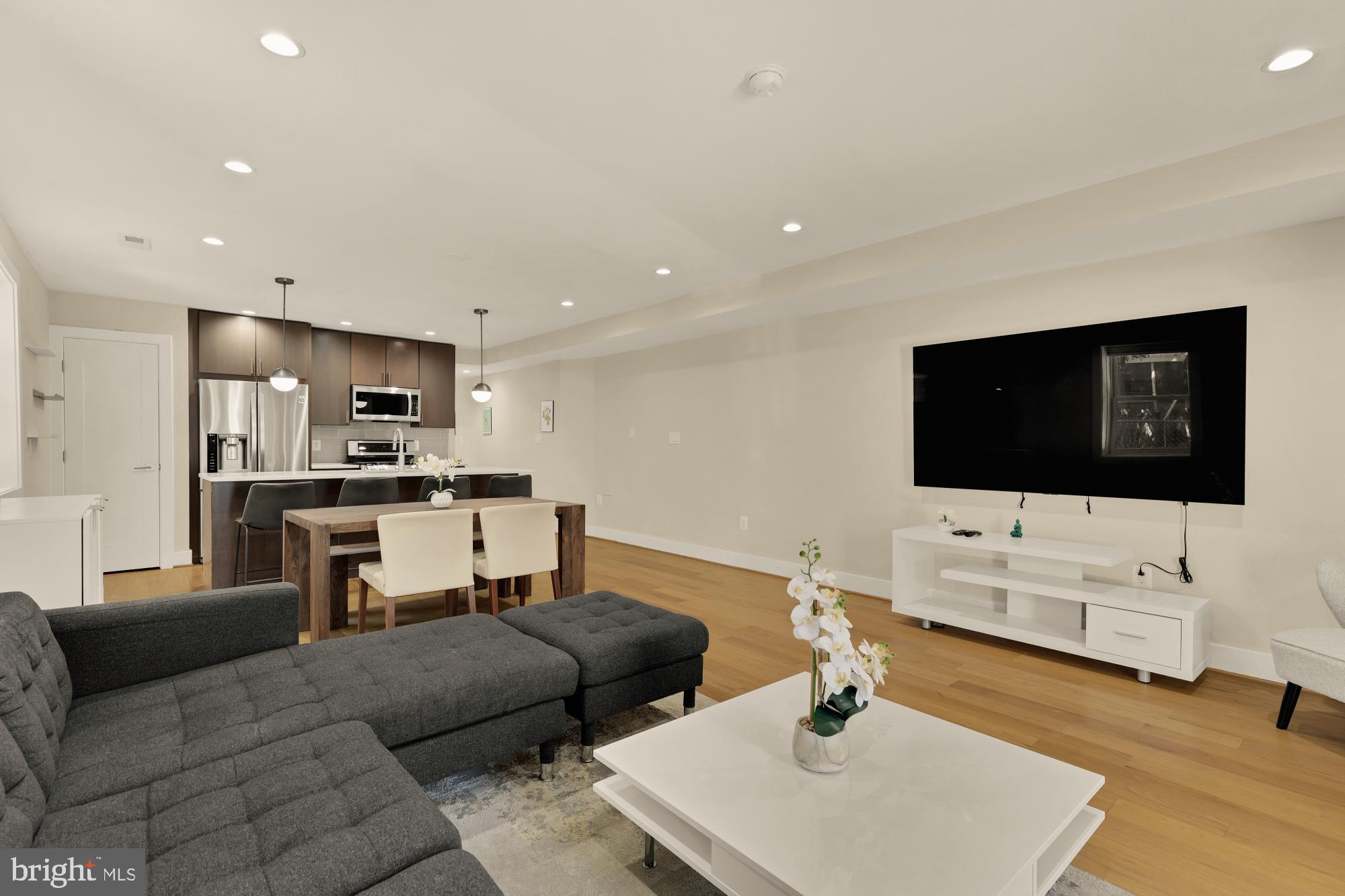 14 T STREET NE 1