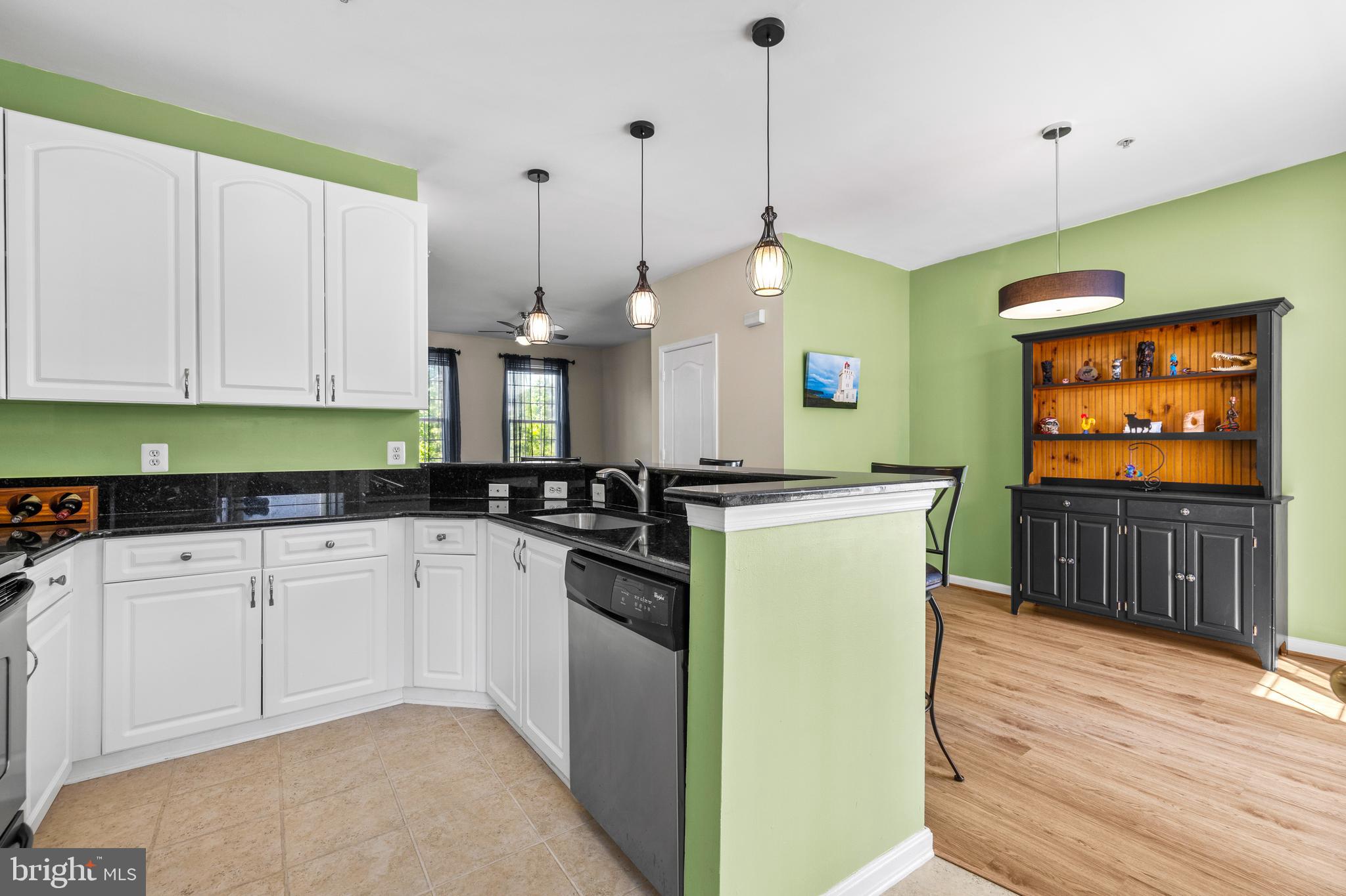 HIGH VIEW AT HUNT VALLEY - Residential