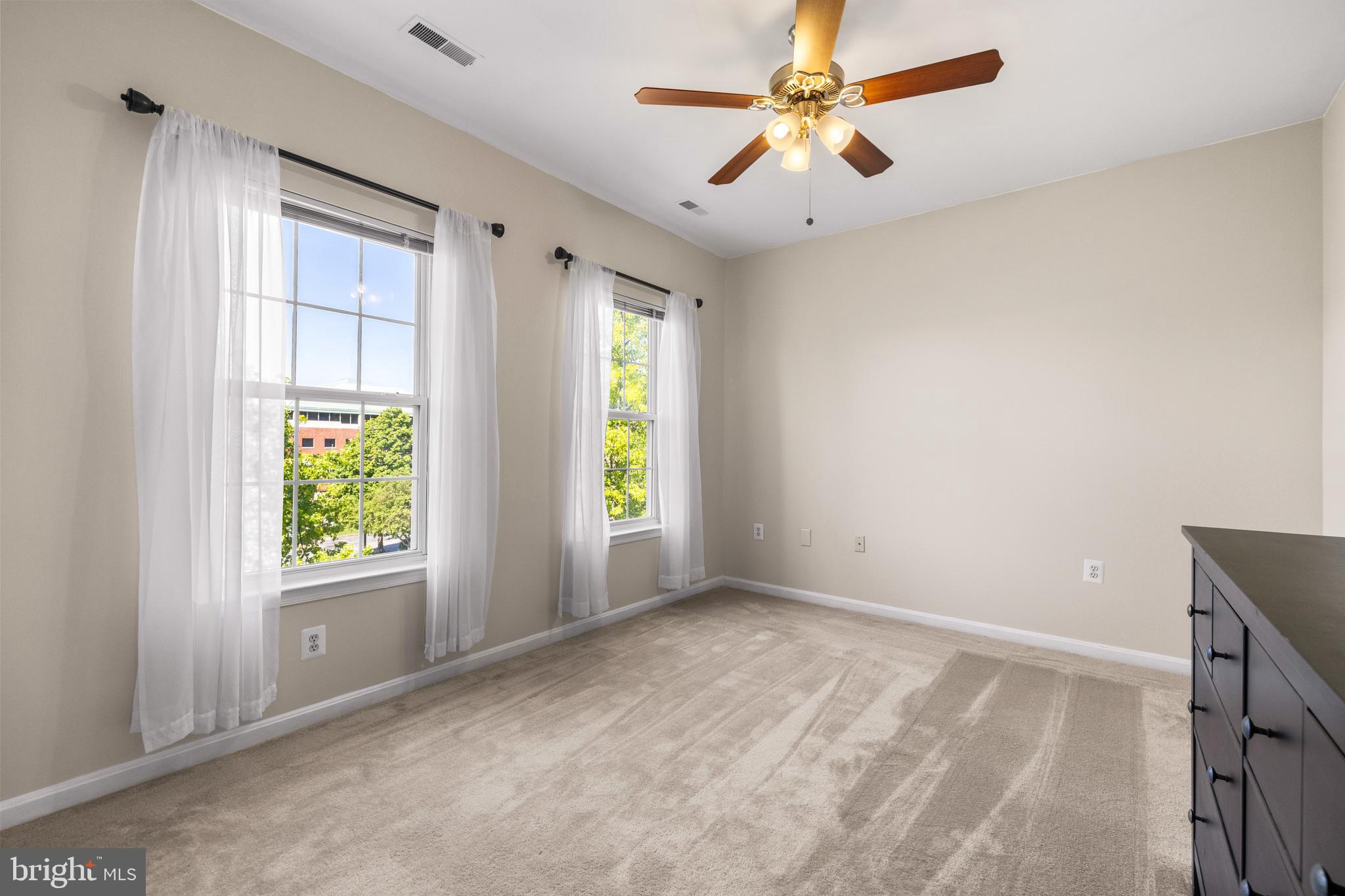 HIGH VIEW AT HUNT VALLEY - Residential