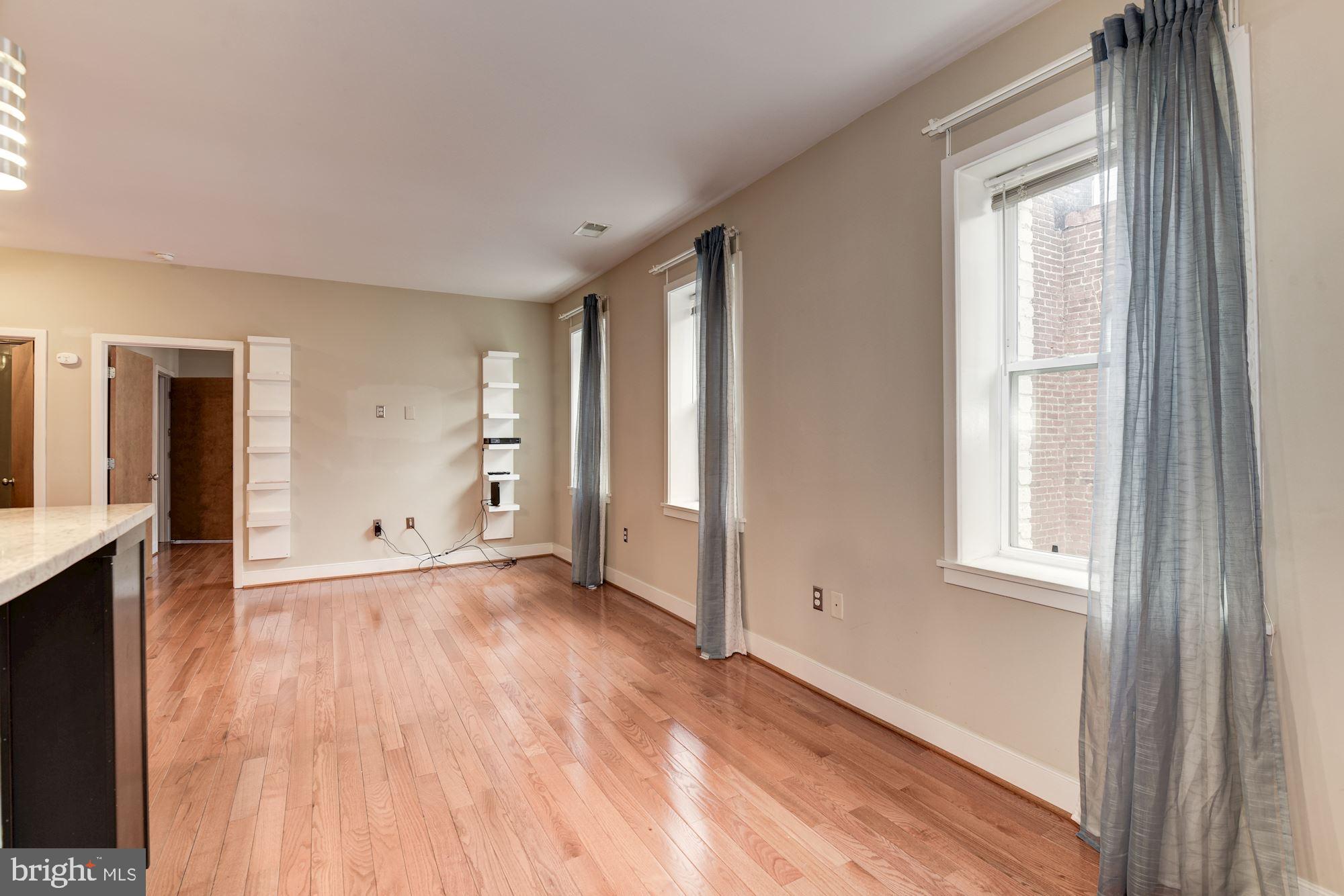 921 BUTTERNUT STREET NW 303
