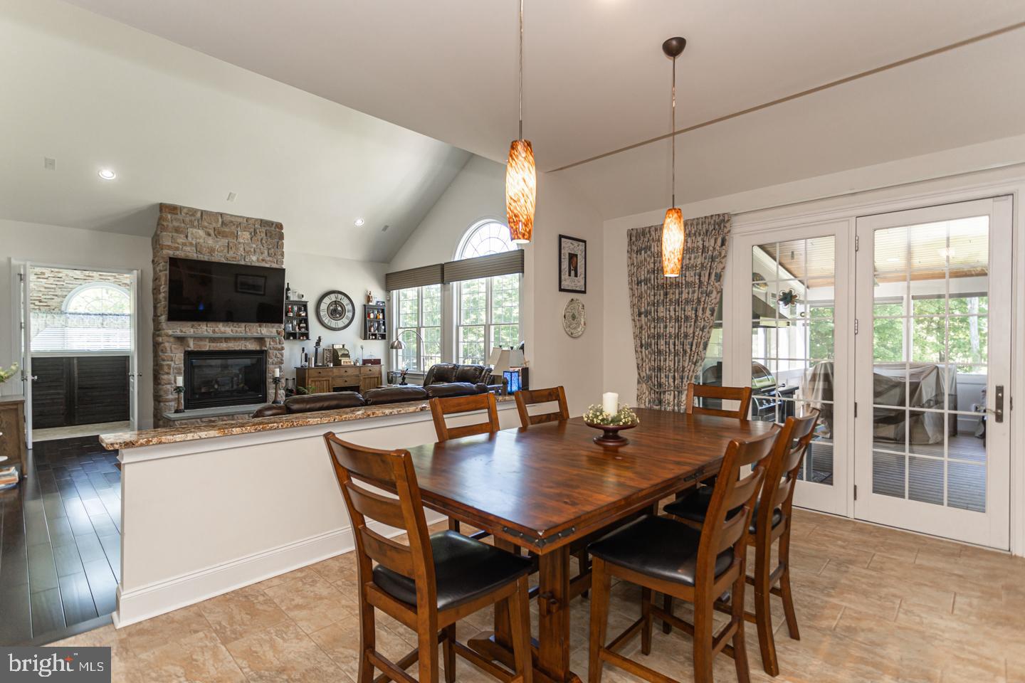 DUTCHESS FARM ESTS - Residential