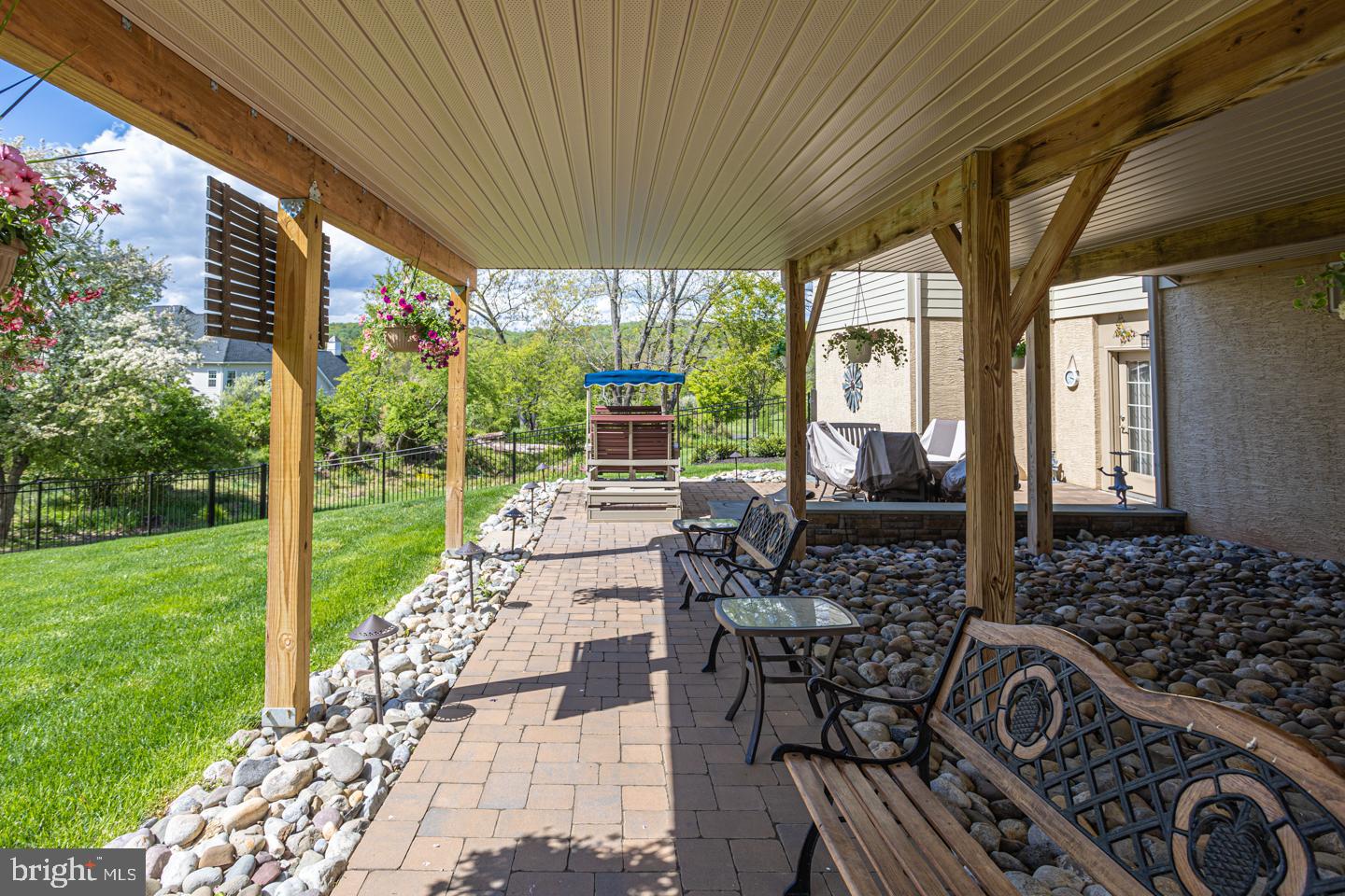 DUTCHESS FARM ESTS - Residential