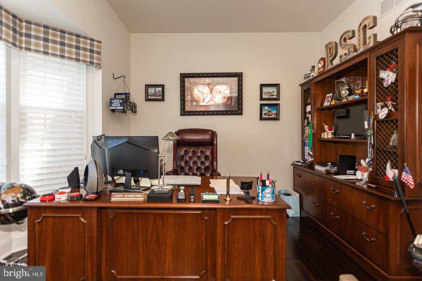 DUTCHESS FARM ESTS - Residential