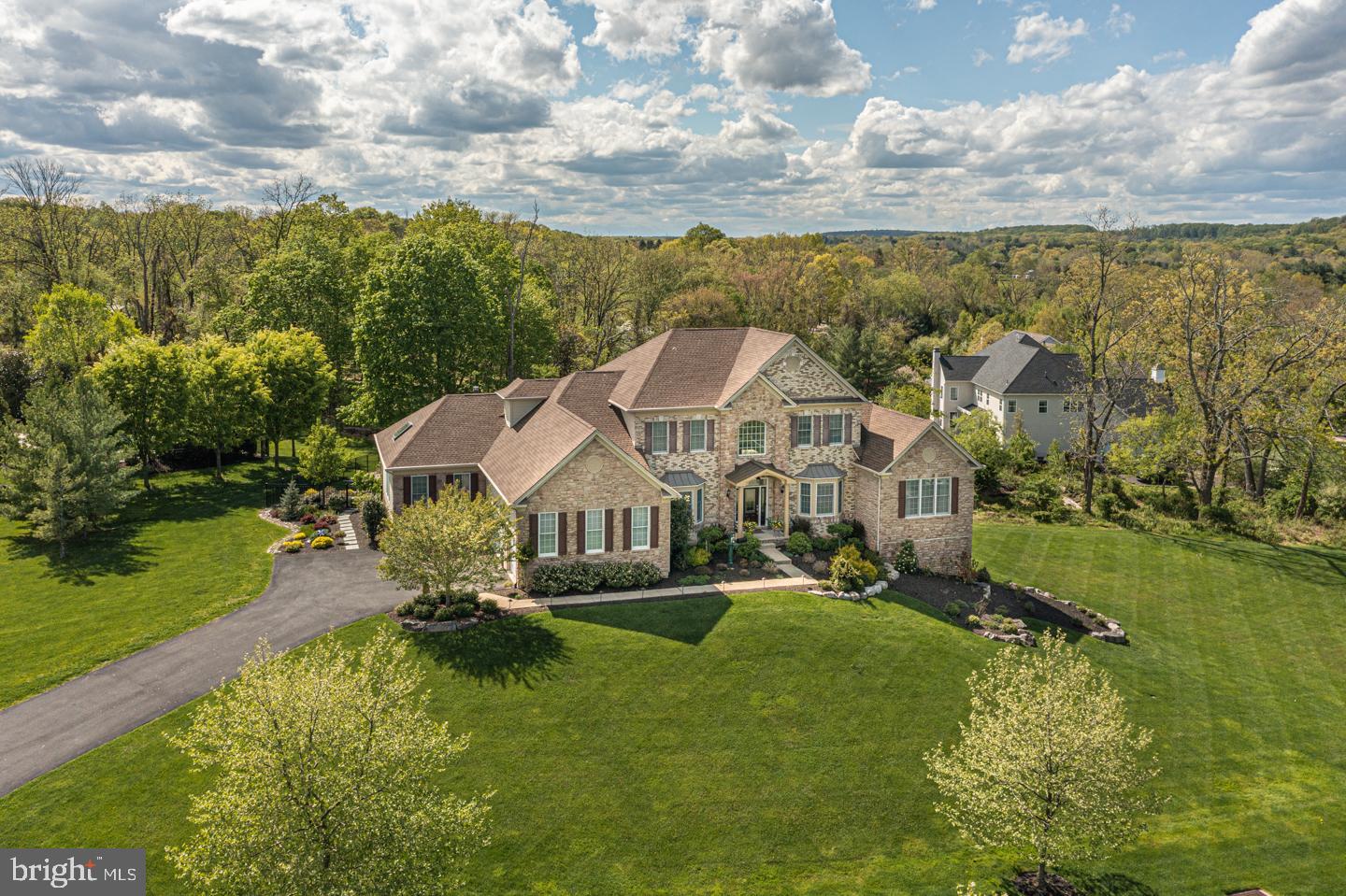 DUTCHESS FARM ESTS - Residential