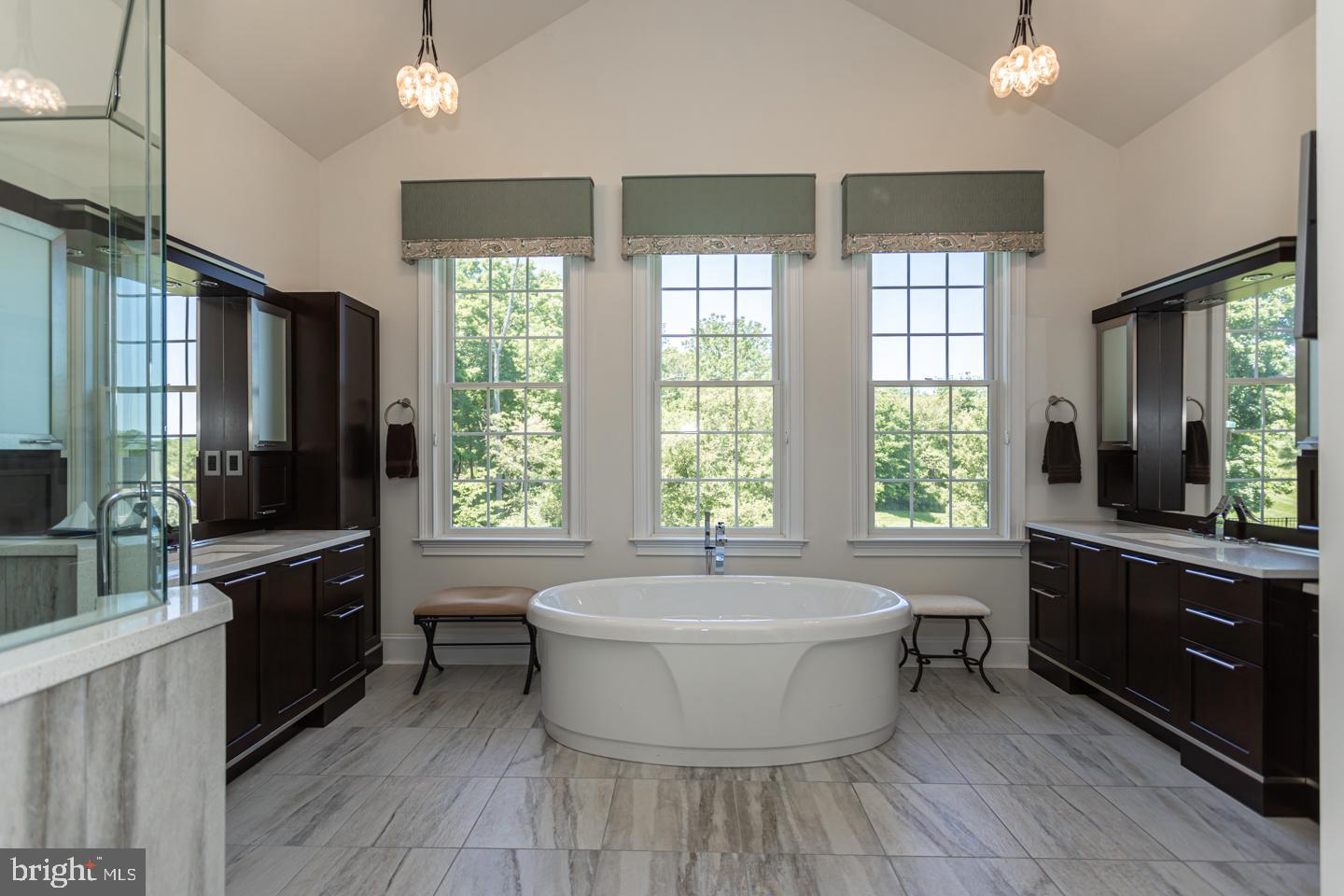 DUTCHESS FARM ESTS - Residential