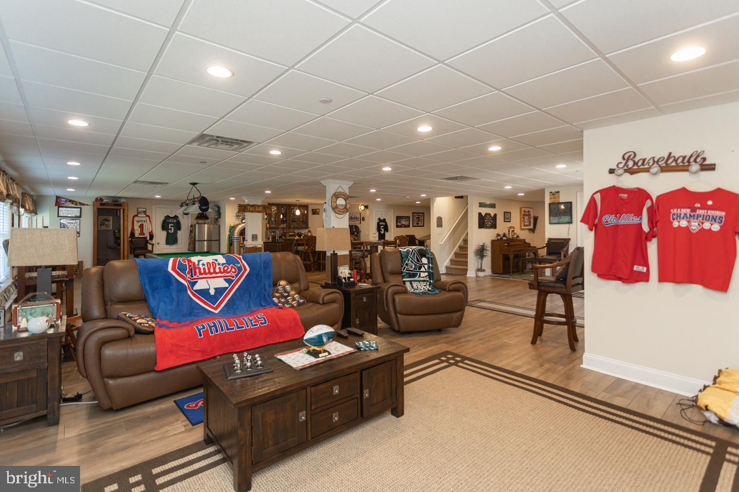 DUTCHESS FARM ESTS - Residential