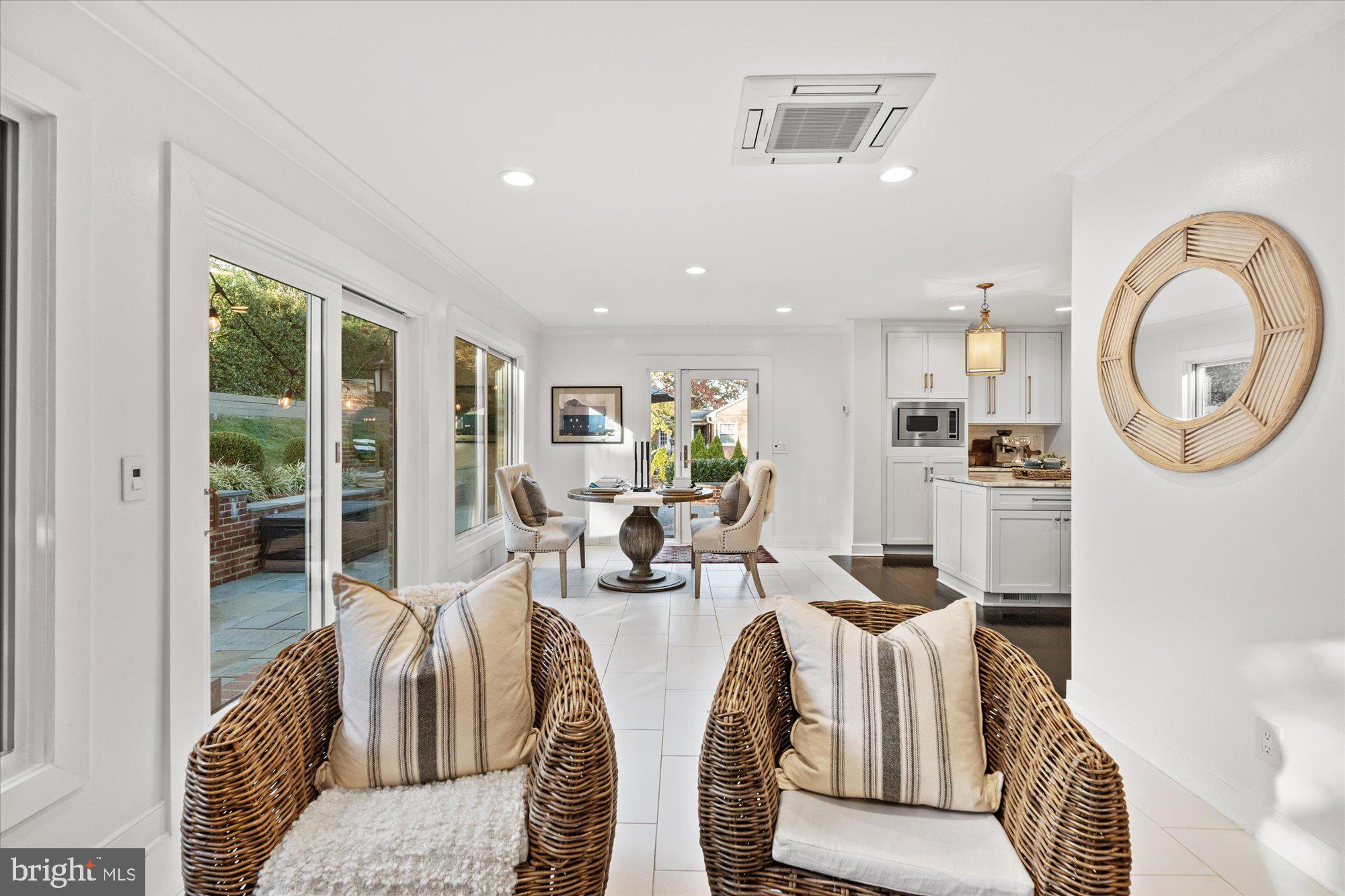 VILLAMAY - Residential