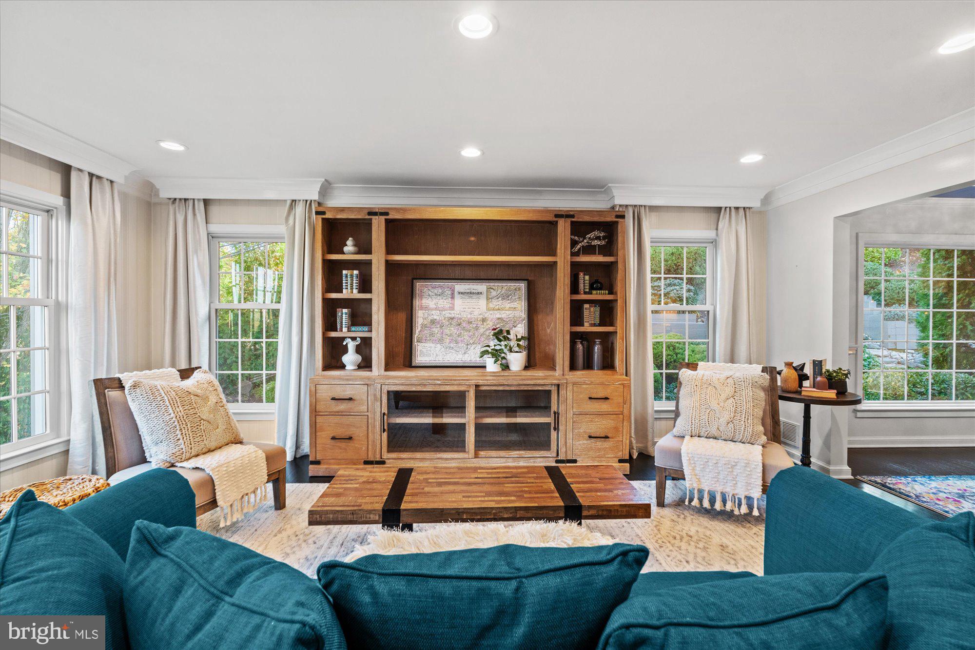 VILLAMAY - Residential