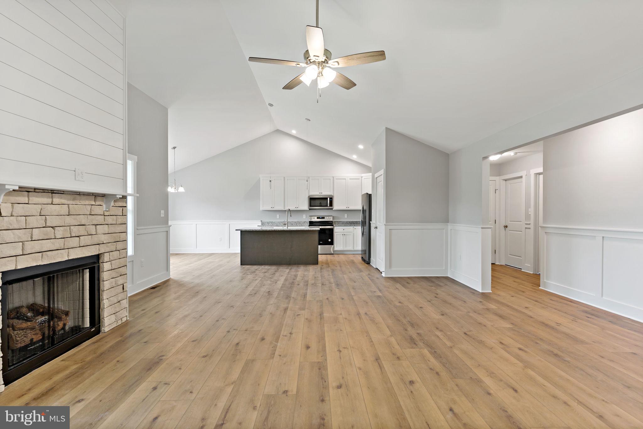 AVON BEND - Residential