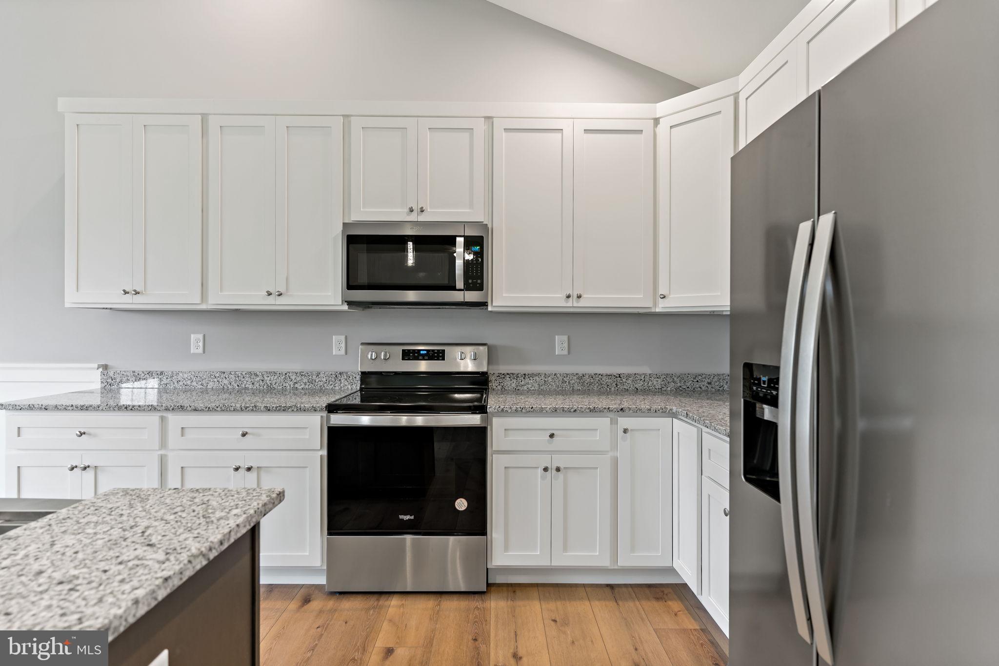 AVON BEND - Residential