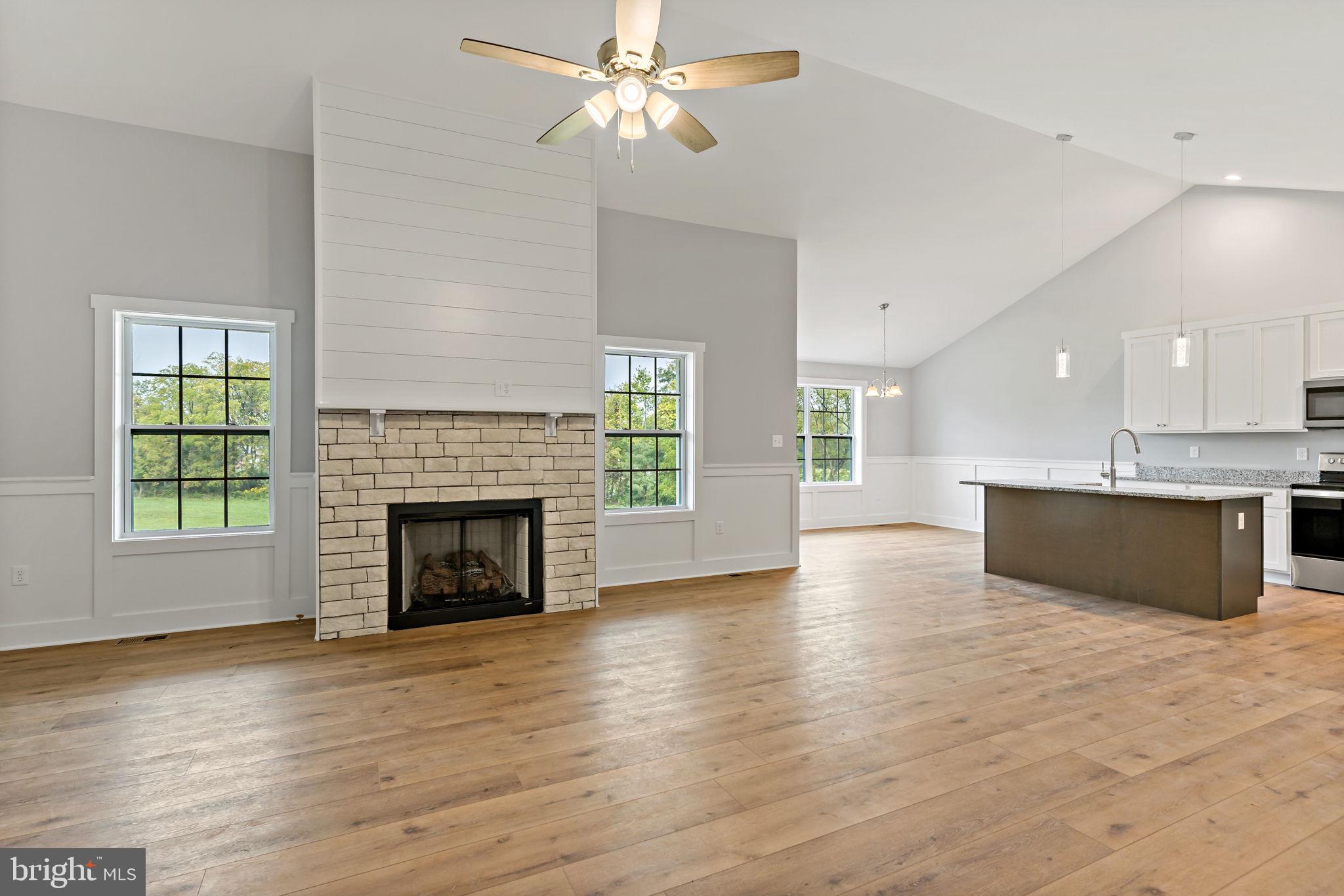 AVON BEND - Residential