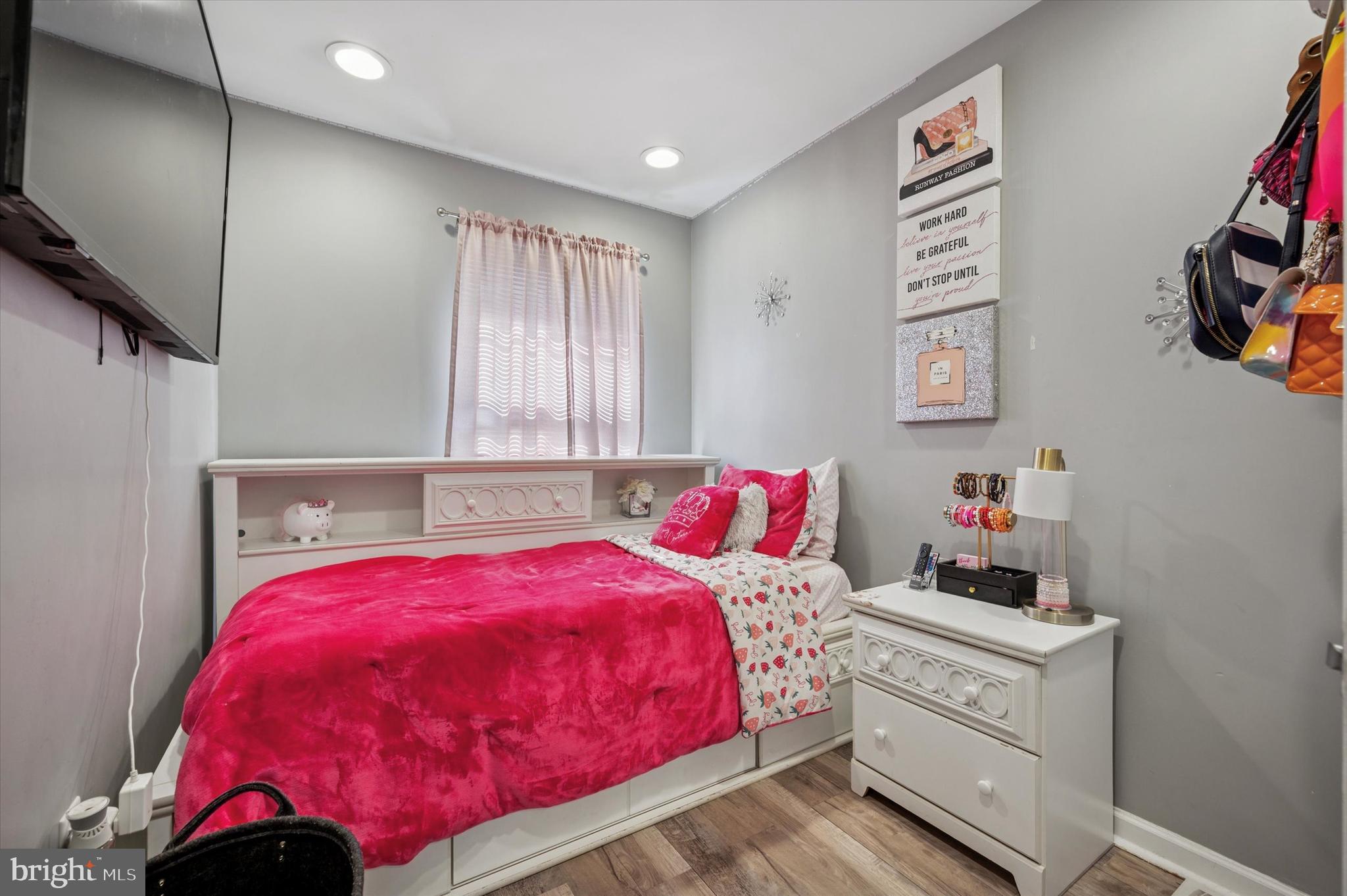 GERMANTOWN (SWEST) - Residential