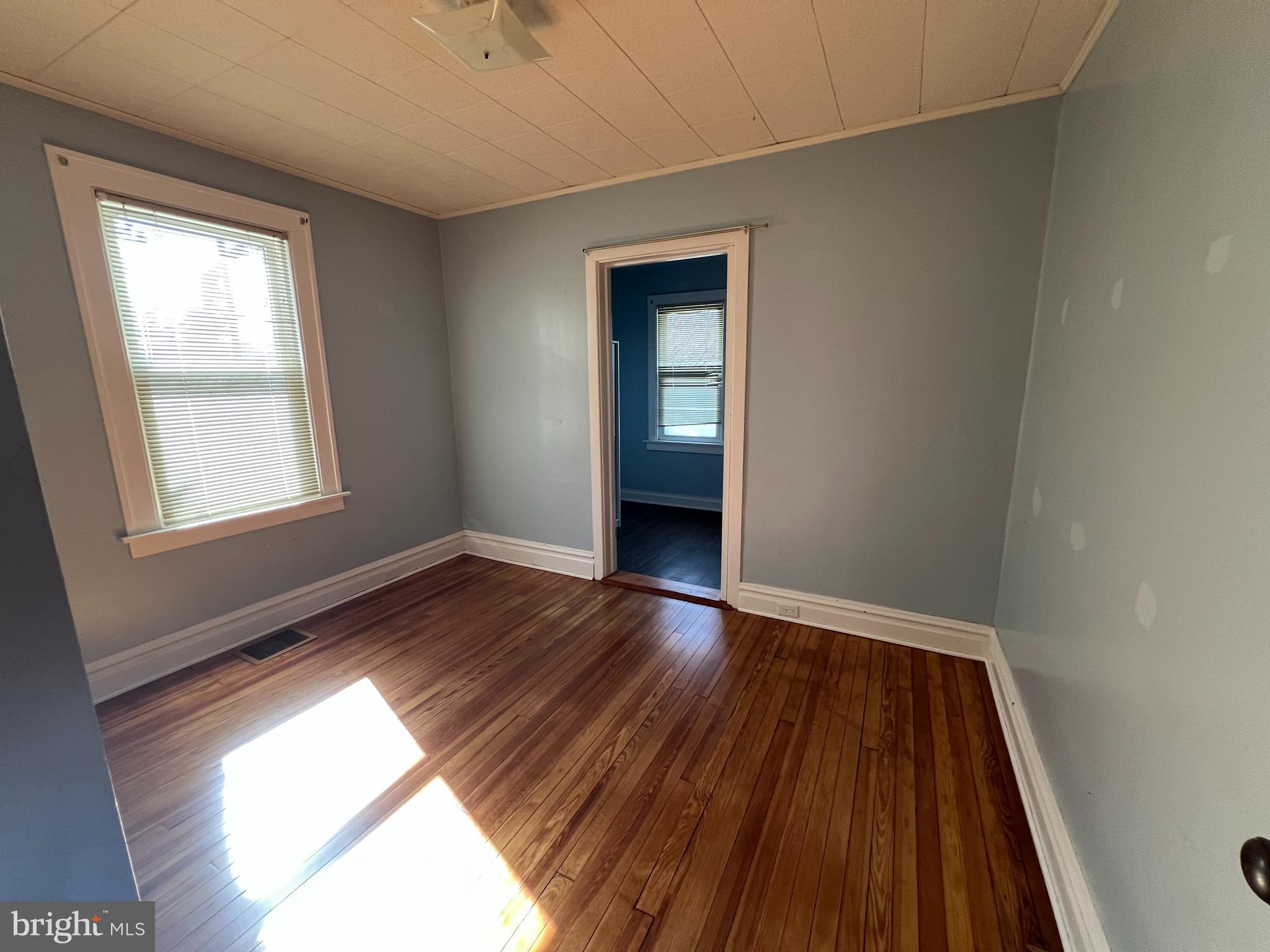 WAYNE HEIGHTS - Residential