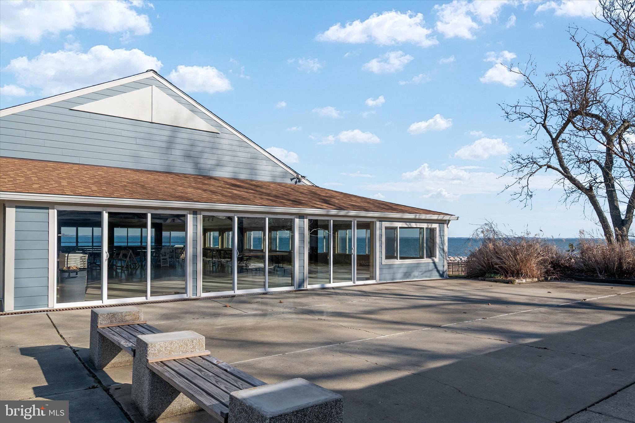 BEVERLEY BEACH - Residential