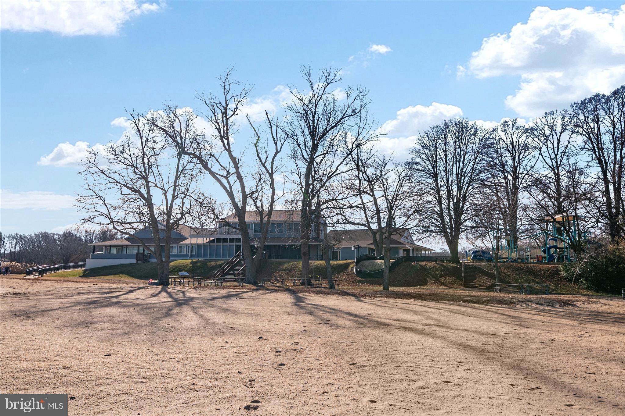 BEVERLEY BEACH - Residential