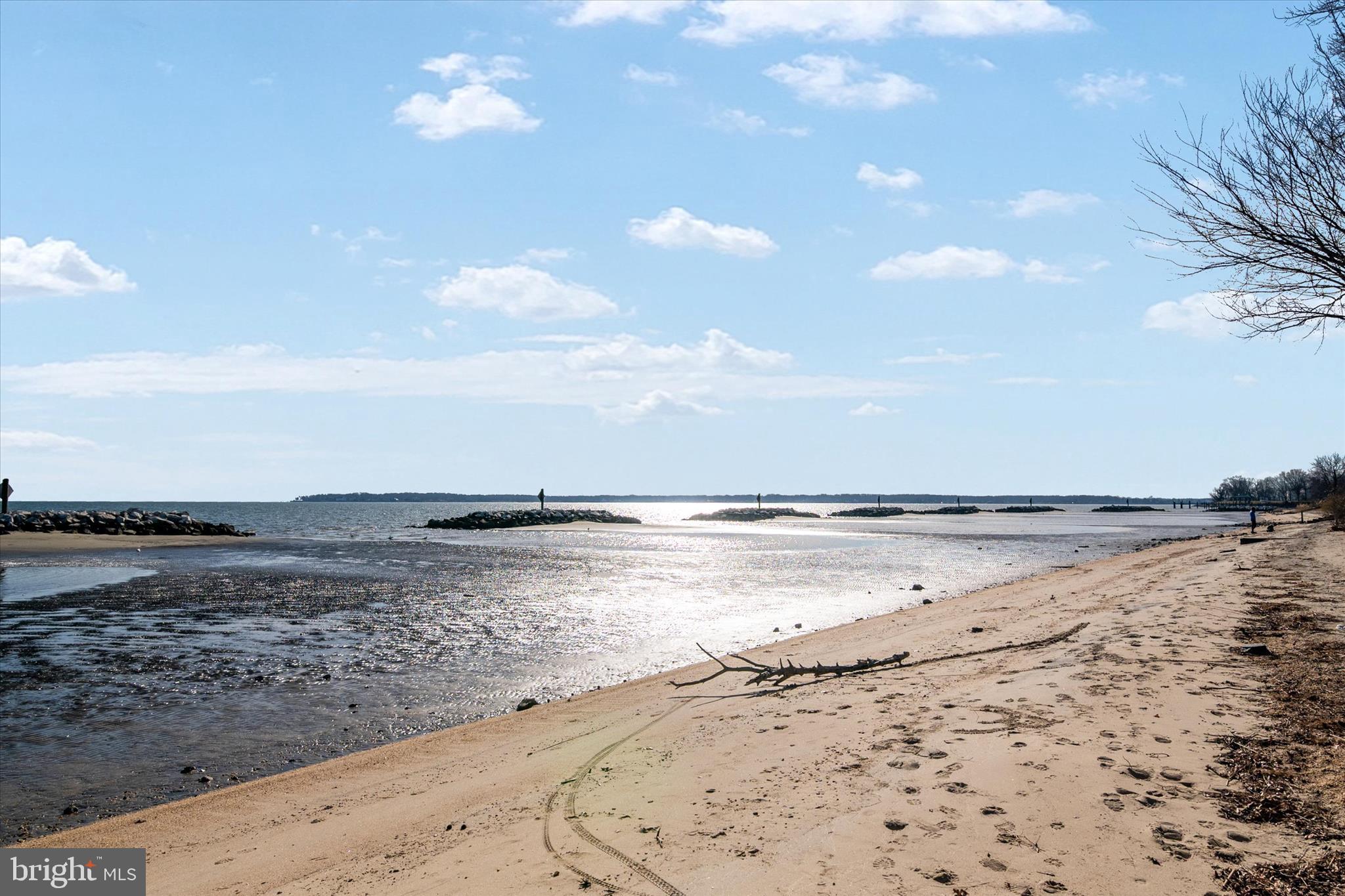 BEVERLEY BEACH - Residential
