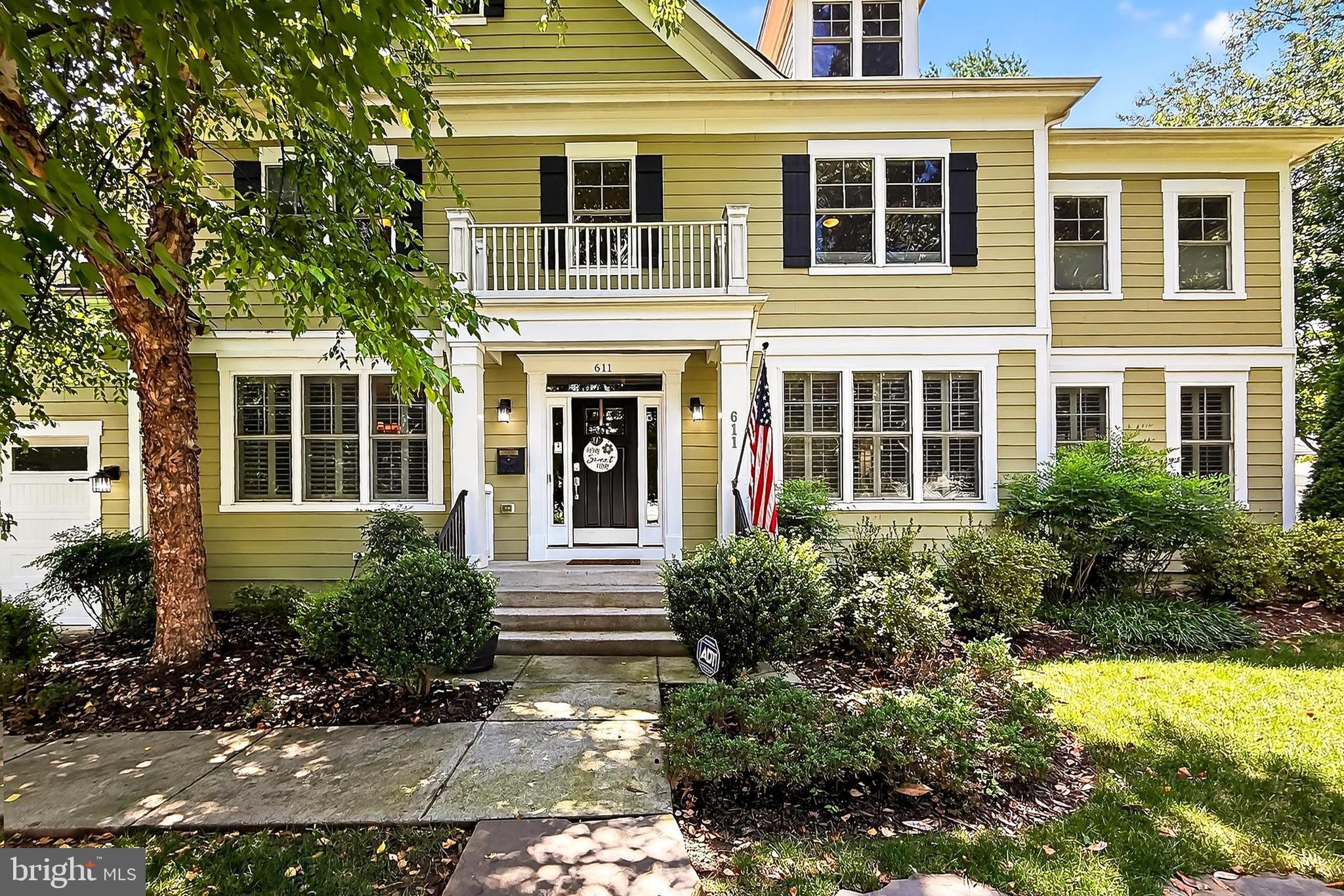 611 OAK HAVEN DRIVE