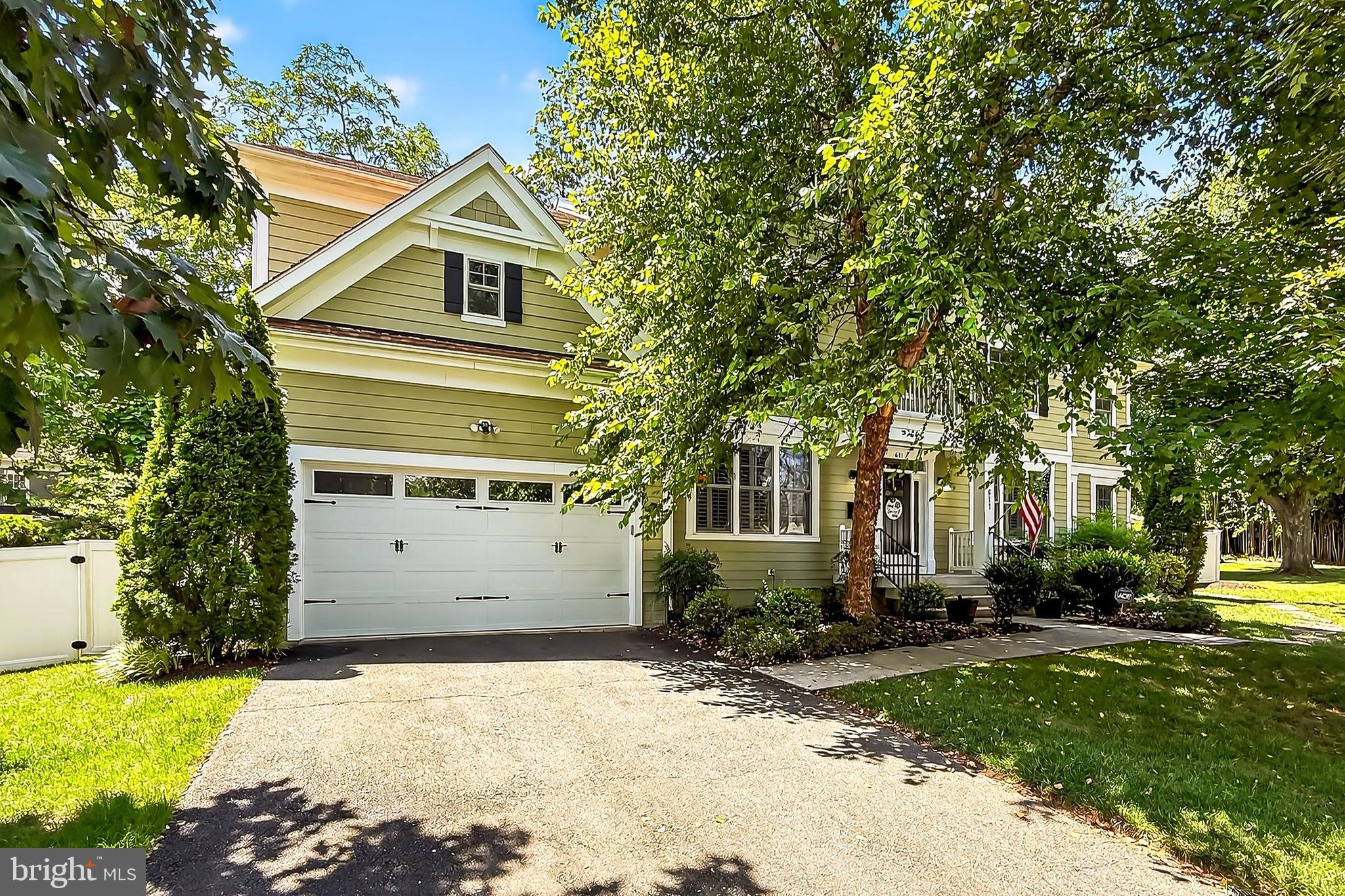 611 OAK HAVEN DRIVE