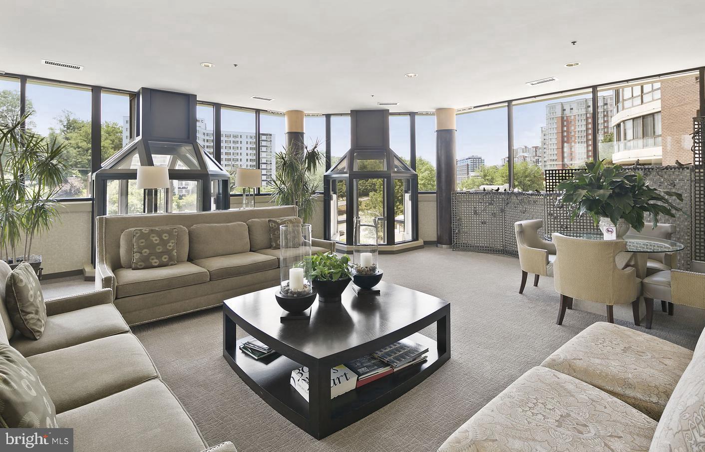 ROSSLYN - Residential