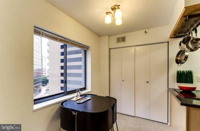 ROSSLYN - Residential