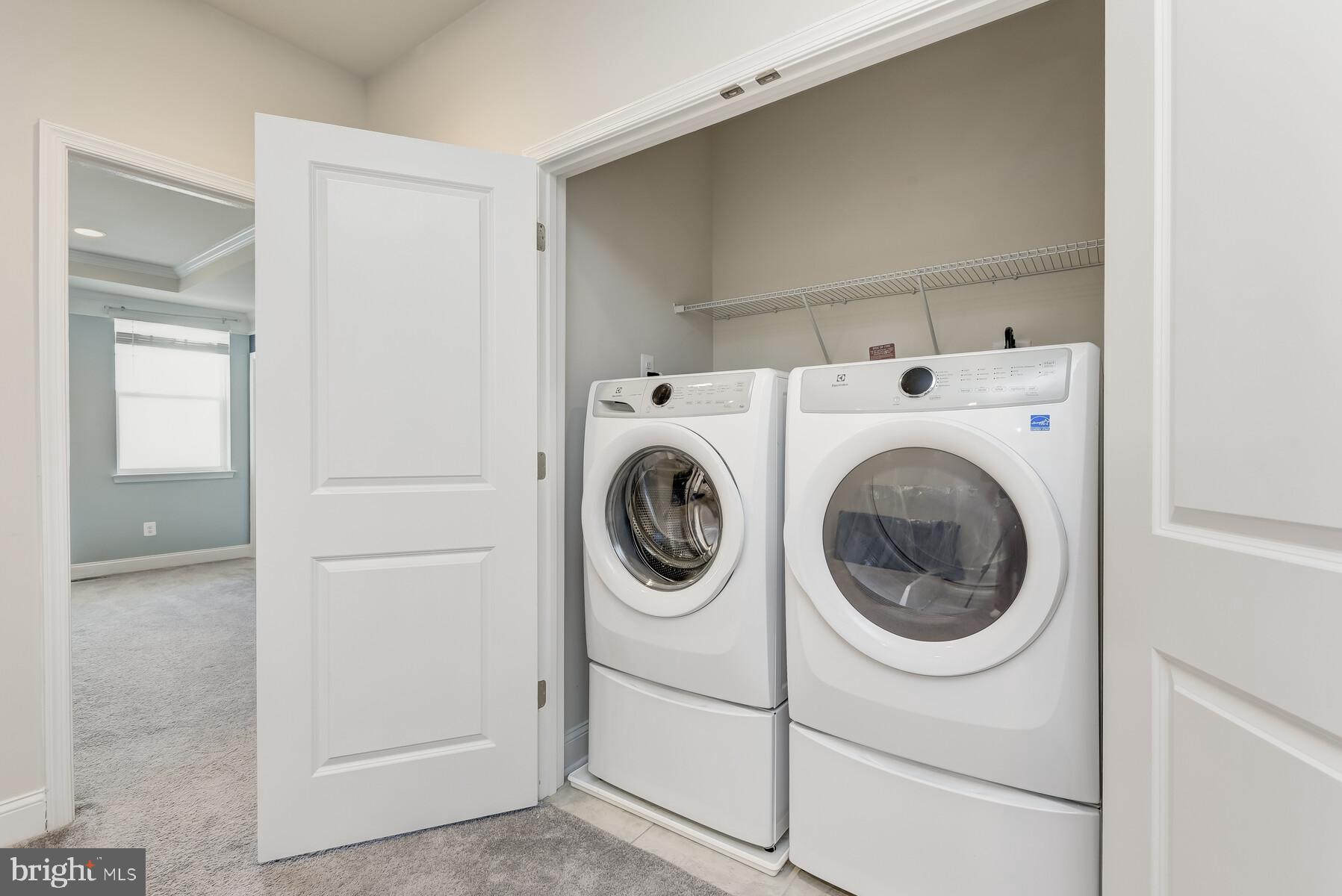 OXFORD SQUARE - Residential