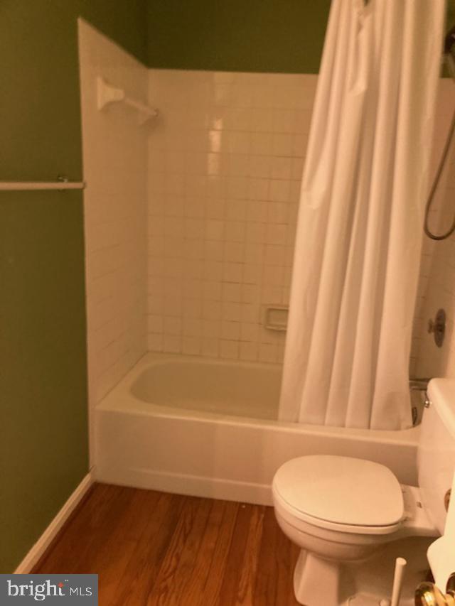 WASHINGTON SQUARE - Residential Lease