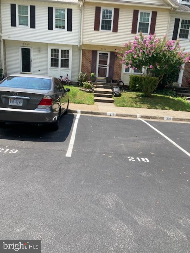 WASHINGTON SQUARE - Residential Lease