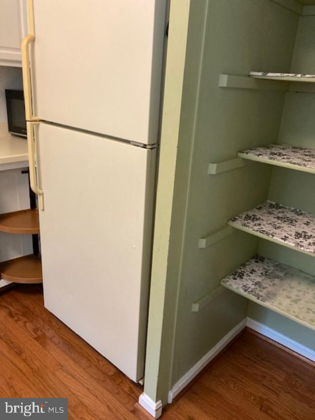 WASHINGTON SQUARE - Residential Lease