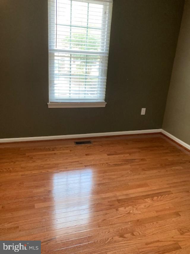 WASHINGTON SQUARE - Residential Lease