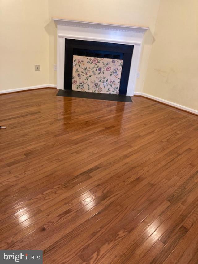 WASHINGTON SQUARE - Residential Lease