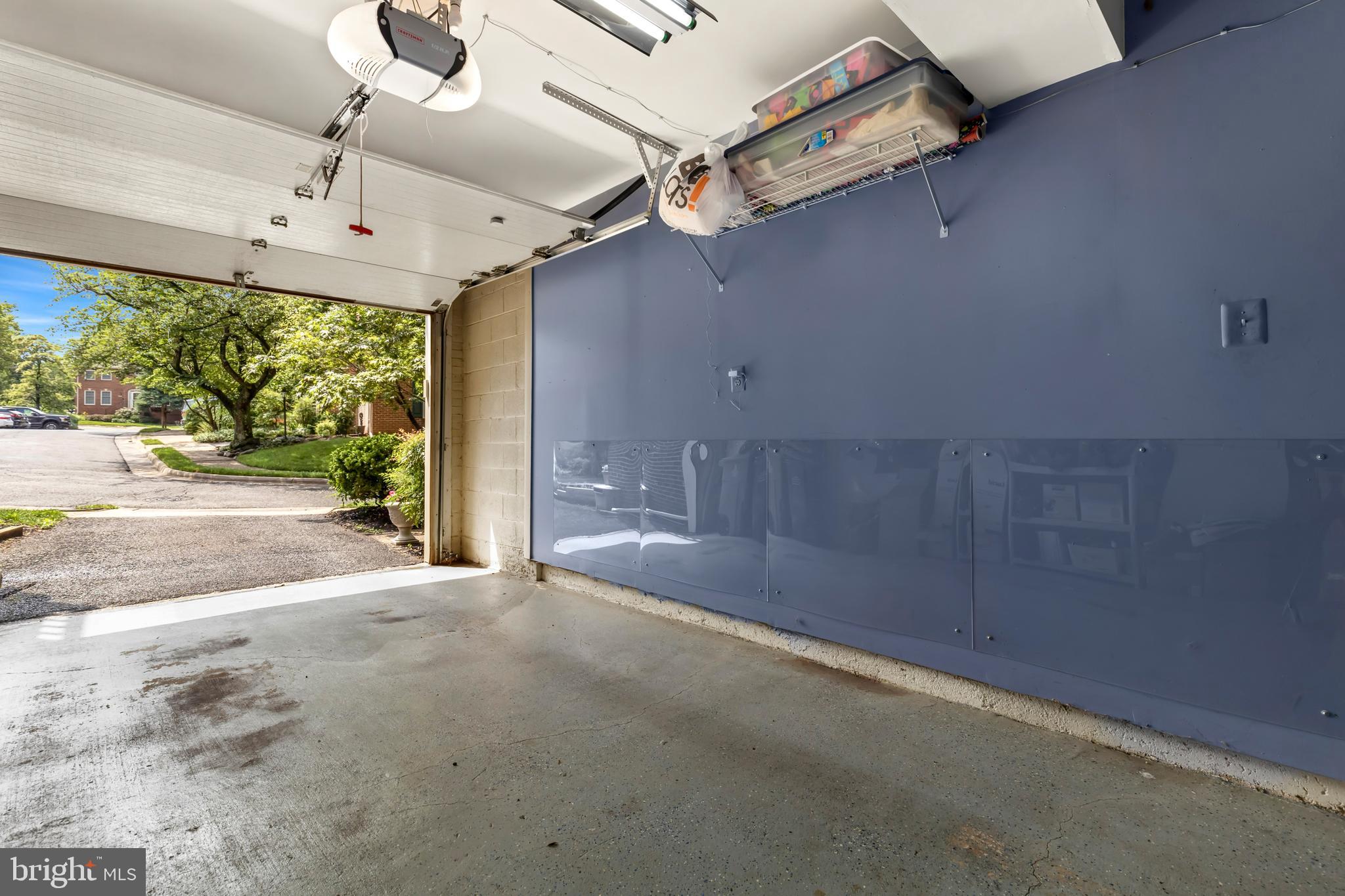 THE GLEN OF CARLYN - Residential